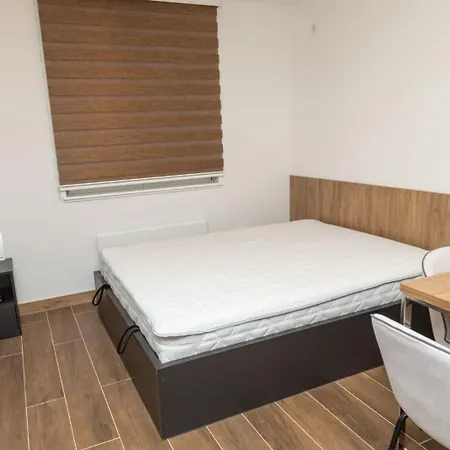 Hrast Sestosjed Trnovo * Jahorina